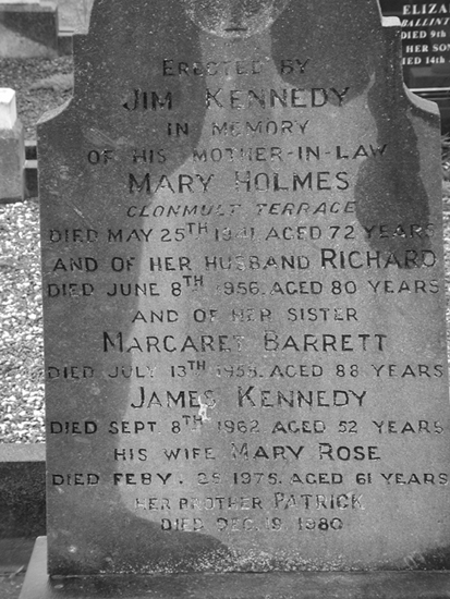 Holmes, Mary and Richard, Margaret Barrett, James and Mary Rose Kennedy.jpg 164.9K